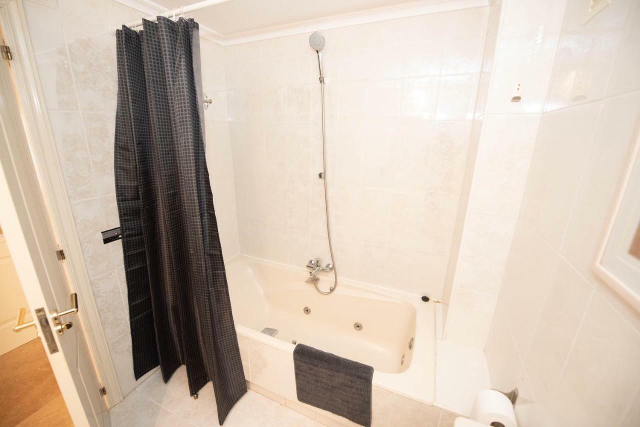 Apartamento Espacios Blanco Plaza Mayor